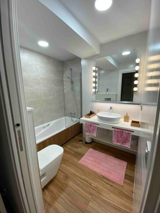 Apartamento A 100Metros De La Playa De San Lorenzo Gijon Luaran gambar