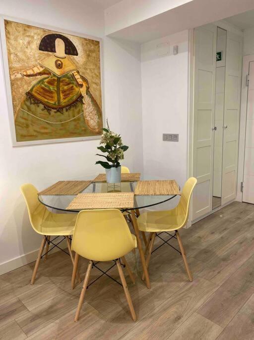 Apartamento A 100Metros De La Playa De San Lorenzo Gijon Luaran gambar