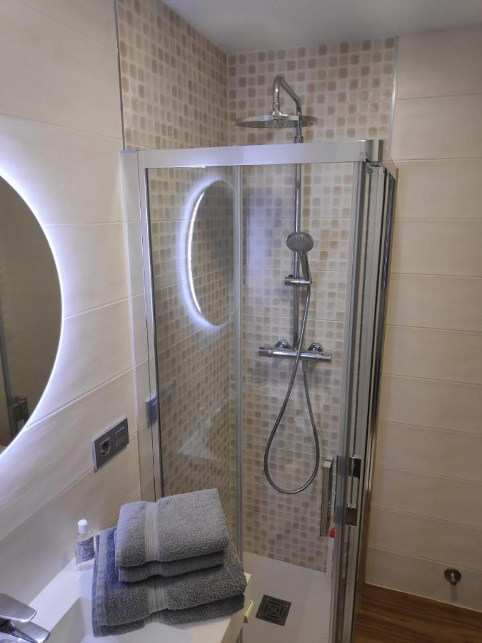 Apartamento A 100Metros De La Playa De San Lorenzo Gijon Luaran gambar